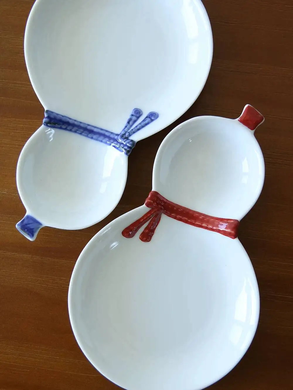 In Stock Imported Arita Ware Guanglin Kiln Hand-Painted Gourd-Shaped Serving Japanese Ceramic Tableware Small Dish Plate