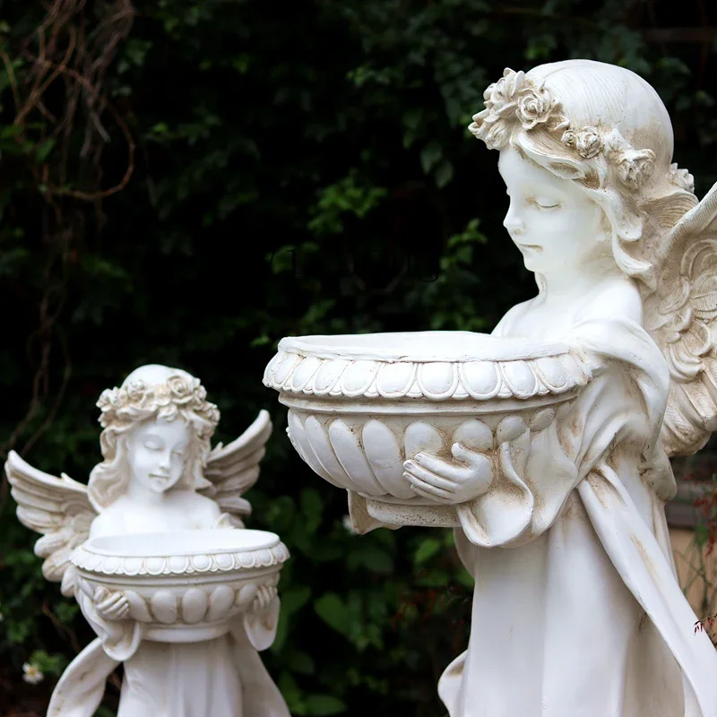 Zc European Courtya…