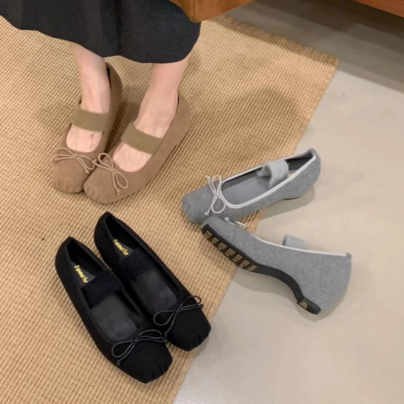 

SUOJIALUN Winter New Brand Women Pumps Shoes Fashion Round Toe Pleated Slip On Mary Jane Shoes Soft Heel Dress Single Shoes