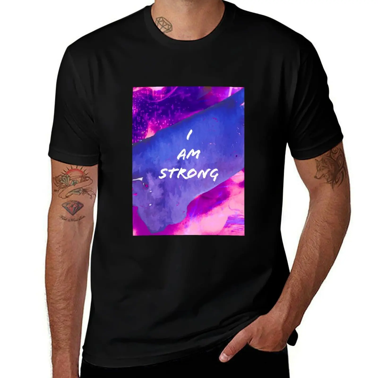 JE SUIS FORTE |   T-shirt avec affirmation d'amour-propre par Alana Vera, T-shirt de travail industriel