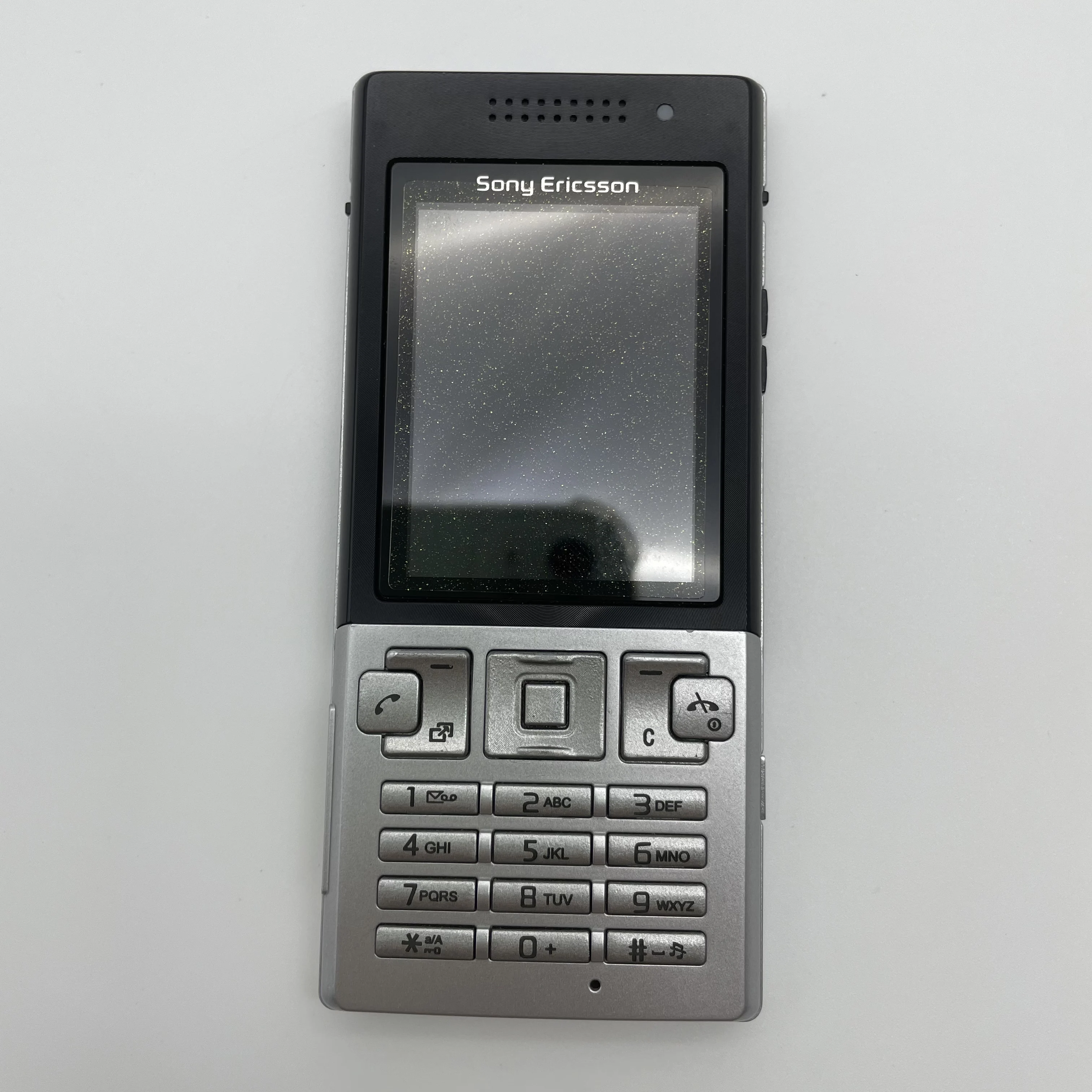Sony Ericsson T700 Refurbised-Original Unlocked Mobile Phone 3G Java  FM Unlocked Cell Phone Free shipping