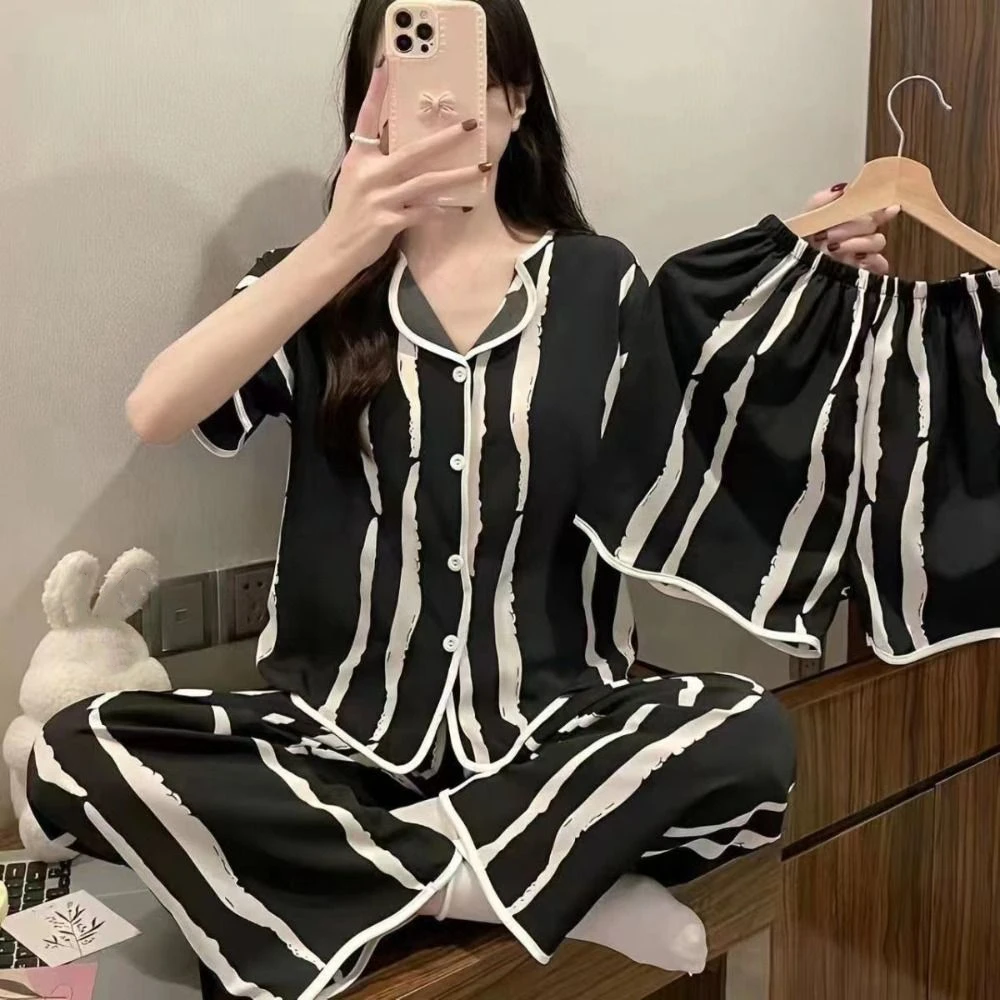 بدلة بيجامات مخططة بعقدة على شكل فيونكة من الحرير الجليدي وياقة على شكل طية صدر السترة طقم ملابس نوم للنساء ملابس منزلية بأكمام قصيرة ثلاث قطع ملابس نوم صيفية