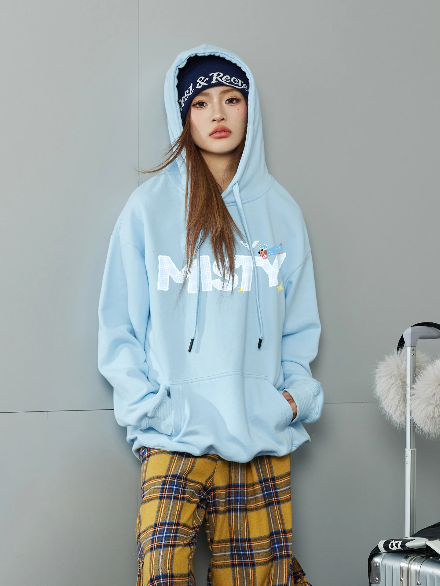 

Корейская женская толстовка в клетку с буквенным принтом, осенняя утепленная флисовая повседневная толстовка, универсальная ретро-модель с длинными рукавами