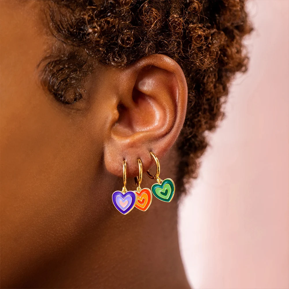 Europe America Trend Colored Enamel Heart Pendant Earring Women Gold Plated Tiny Circle Statement Hoop Earrings Oil Drip Jewelry