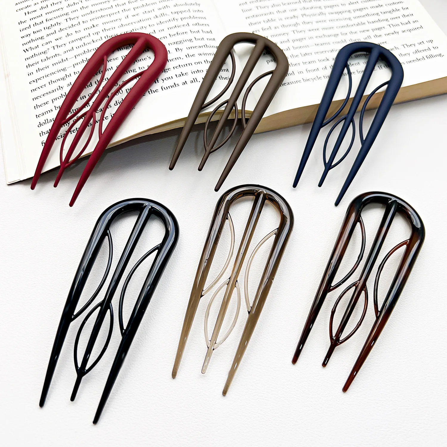 Fashion Colored Acrylic Hair Fork Clip for Women Simple U-Shaped Hairpin Combs Messy Bun Hairpin Side Comb Hair Styling Tools