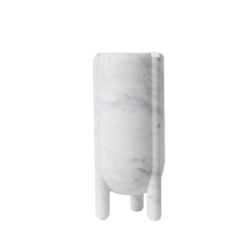 Simple modern light luxury model house, high-end vase ornament