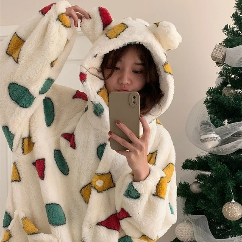 Crayon Boy Shin C-Chan Plush Long-sleeved Pajamas Cute Cartoon Girl Nightgown Warm Comfortable Soft Long Sleeve Suit Home Gift