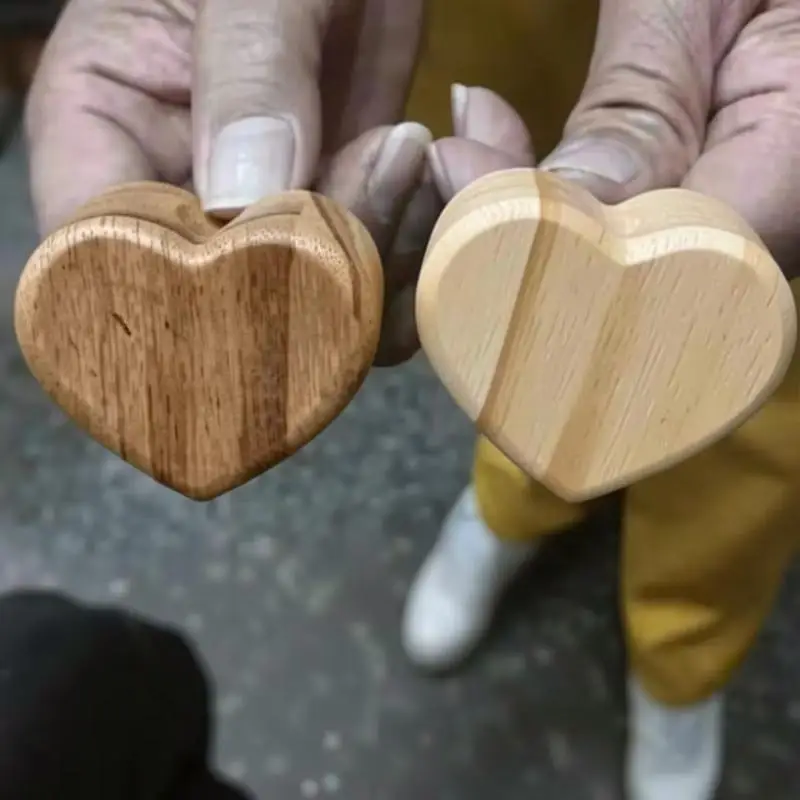 1/3Pcs Heart Shaped Wooden Car Air Outlet Aromatherapy With Long Lasting Natural Grain For Interior Air Freshening Decor