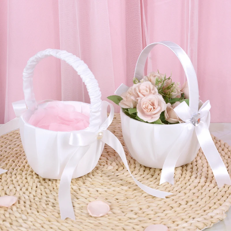 

Pure White Wedding Flower Basket Lace Pearl Romantic Rhinestone Pillow Wedding Ceremony Party Portable Basket Decor Supplies