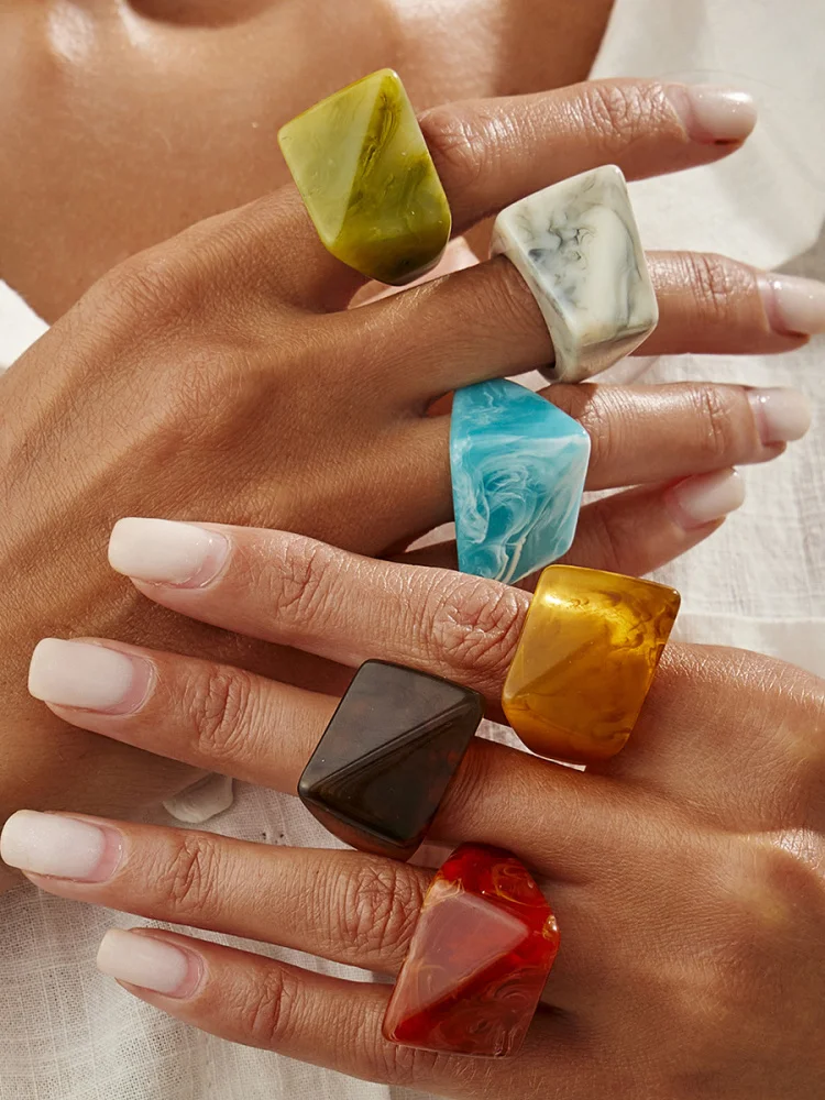 

Креативное широкое геометрическое кольцо из смолы для женщин, простое кольцо на палец, модное украшение для рук