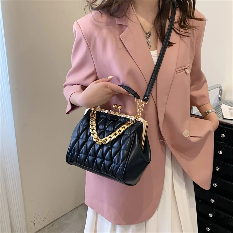 triangular pleats totes bags for women gold chain luxury designer handbag for women fashion women\'s bag 2022 trend crossbosy bag