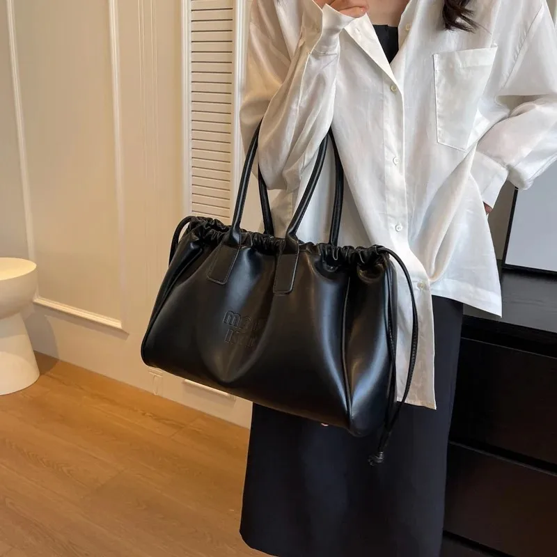 PU Leather Large Capacity Shoulder Bags Women Retro Drawstring Fashion Casual Handbag Female 2024 New Big Shopping Tote Bag Lady