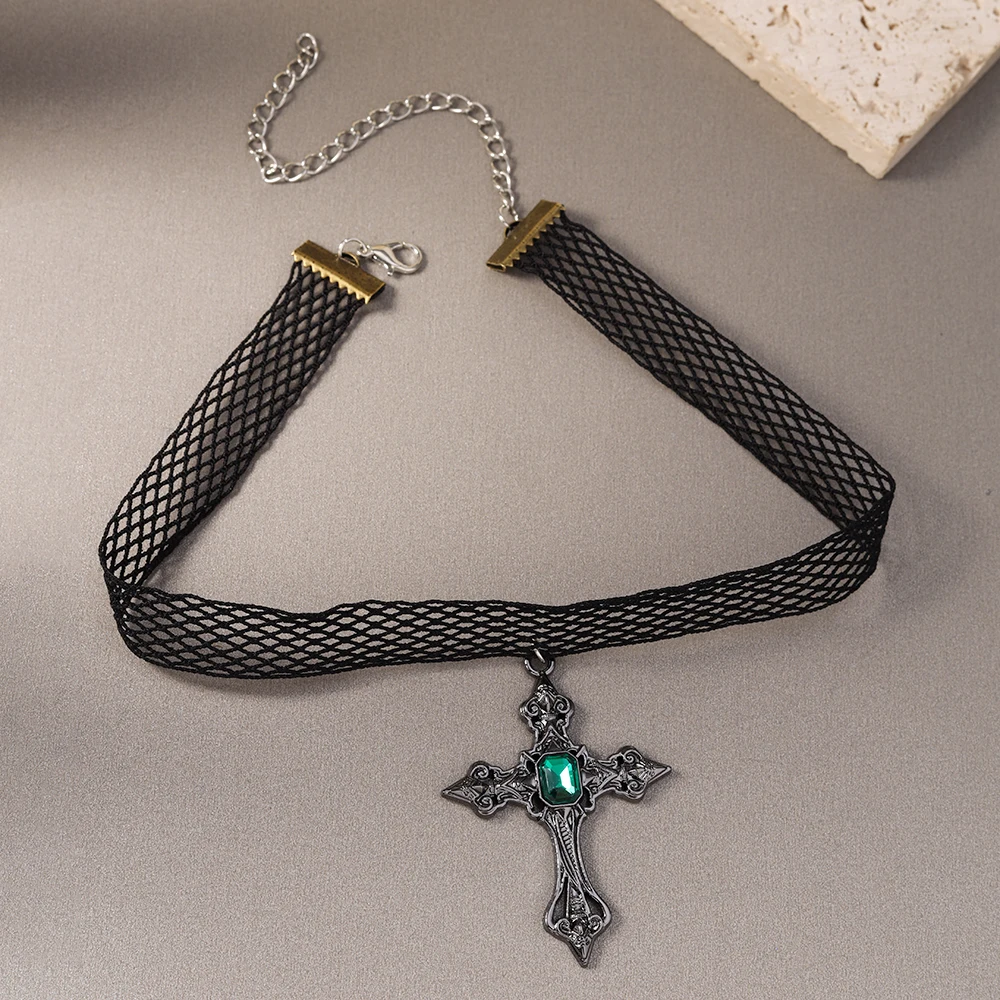 Aihua Neo-Gothic Victoria Kreuz Halskette für Frauen Vintage Ästhetik Grunge Y2K Spitzenhalskette Choker Schmuck Geschenke – Detail 7
