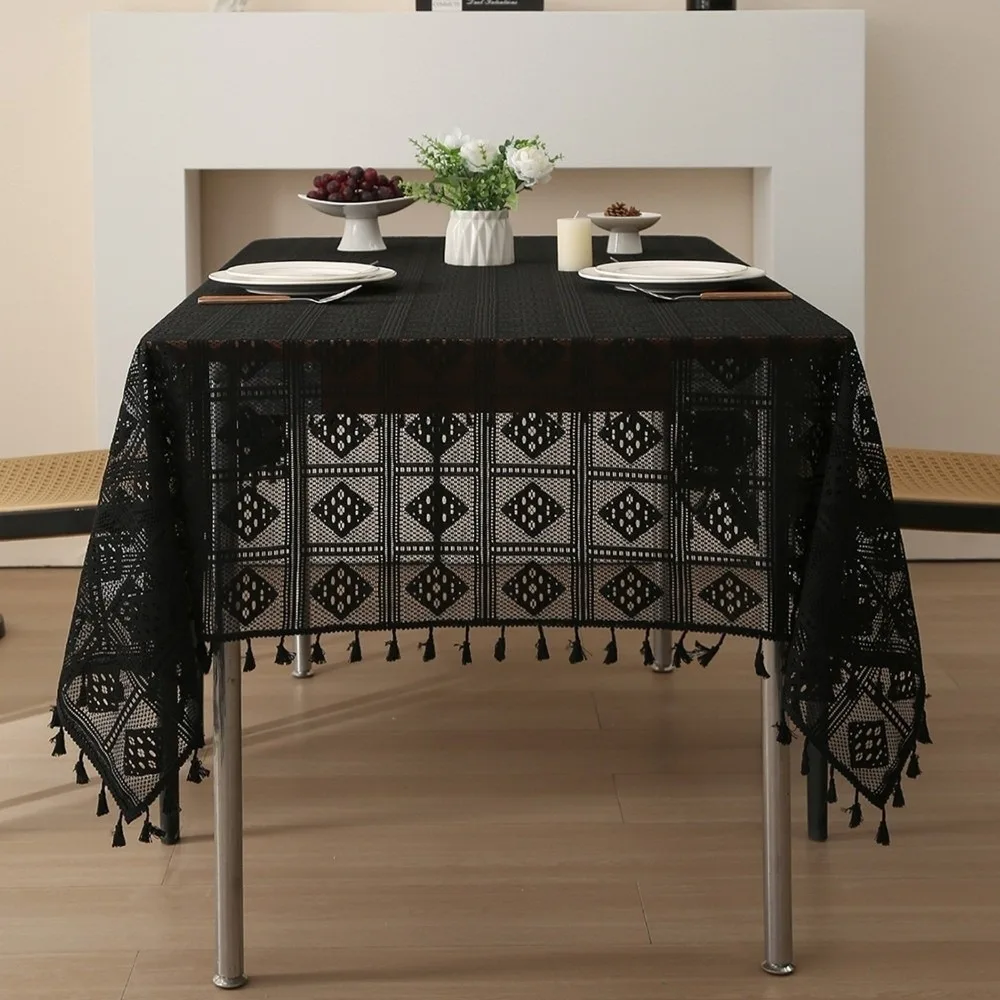 Rectangular Hollowed Out Tablecloth Dust-Resistant Non-Slip Retro Tablecloth Dustproof Checkered Pattern Lace Tablecloth Wedding