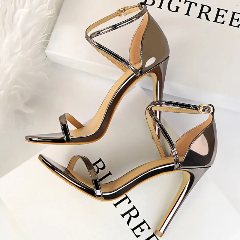 2023 Brand Women 8cm 11cm High Heels Strap Sandals Lady Roman Shiny Gold Fetish Stiletto Stripper Heels Gladiators Party Shoes