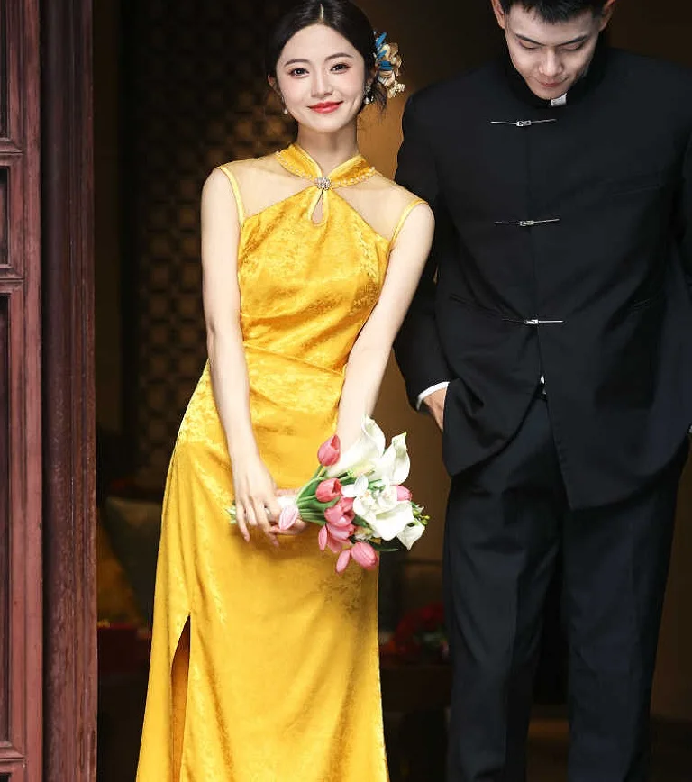 

Желтая шаль для тостов + платье для невесты, лето 2026, уникальное платье Cheongsam в китайском стиле OrientTown с подвесным вырезом TP094