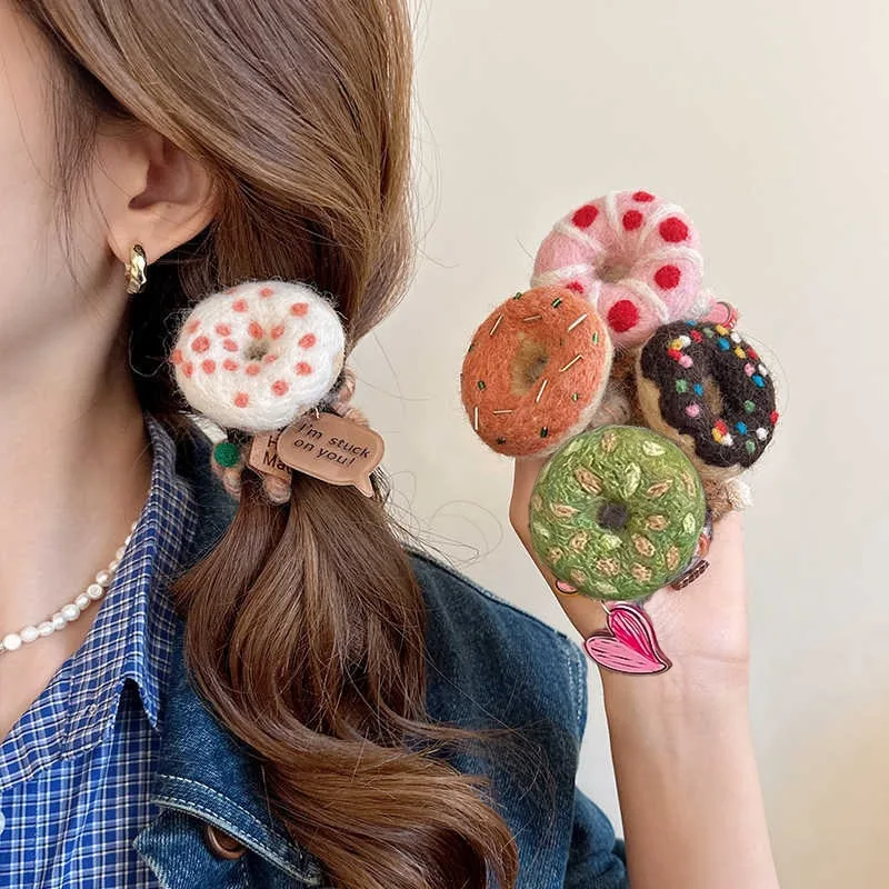 ربطات شعر Sweet Cookie الجديدة للأطفال لعام 2025 - تصميم سلك هاتف من الصوف اللطيف، ملمس راقي، ناعم غير قابل للالتصاق، أنيق للارتداء اليومي.