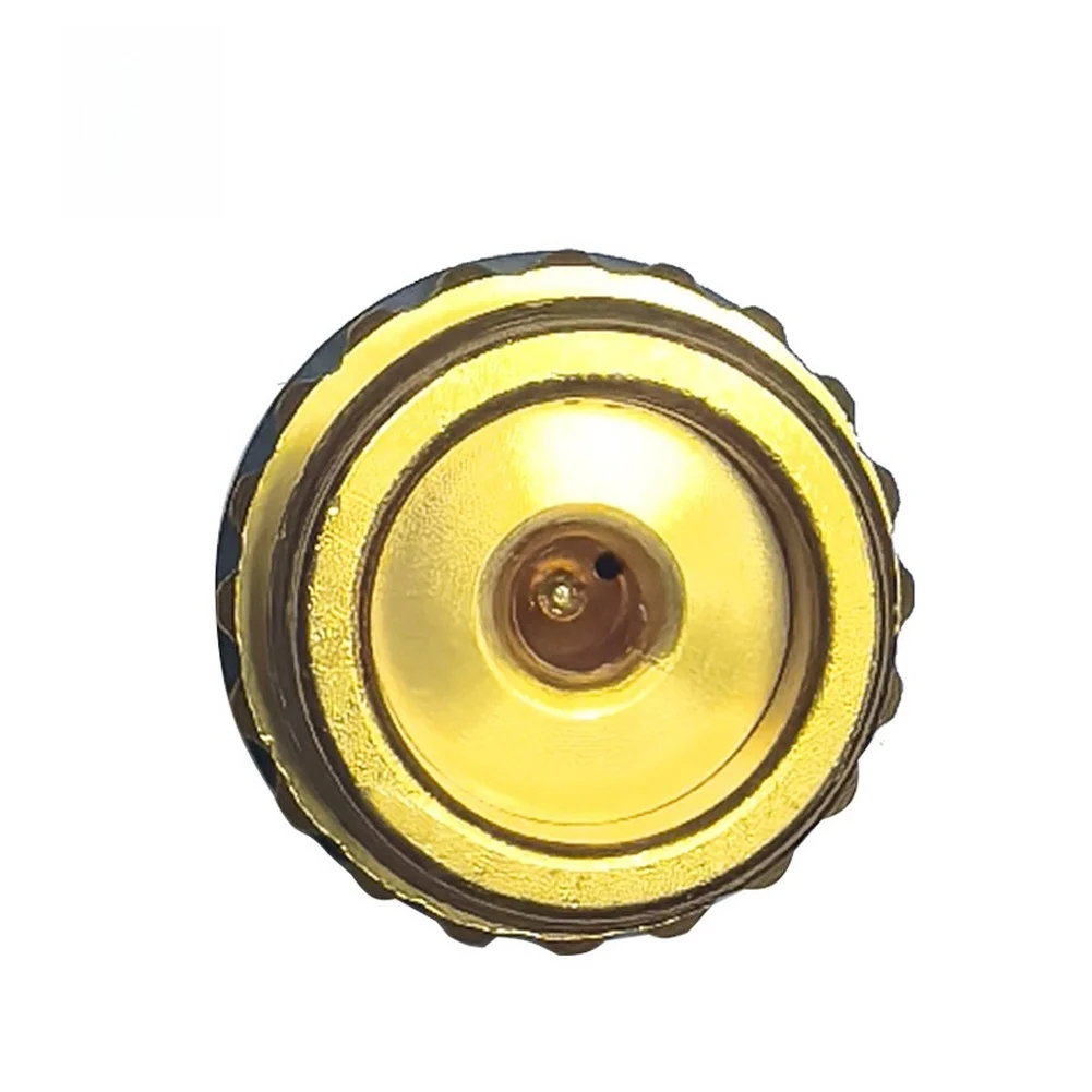 High Altitude Camping Gas Adapter Made of Aluminum and Plastic Compact 3cm x 3cm x 2.8cm Yellow Functional Design