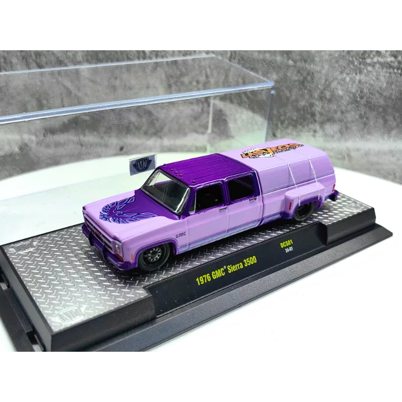 

Diecast M2 1/64 Scale 1976 GMC Sierra 3500 Pickup Alloy Car Model Collectible Toy Gift Souvenir Display Ornament