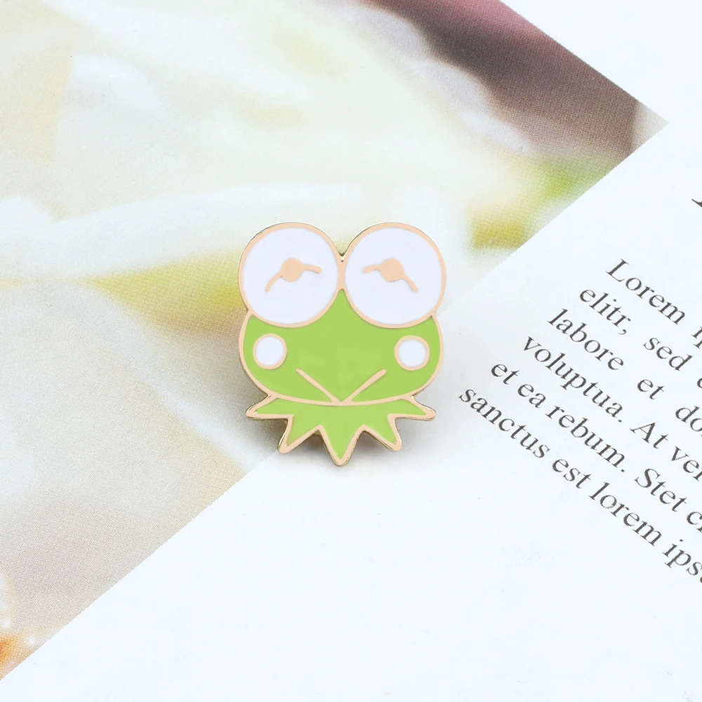 Wizard Frogs Enamel Pin Cute Big-eye Frog Cub Brooch Creative Animal Holding Leaves Umbrella Badge Cartoon Jewelry Gift for Kids