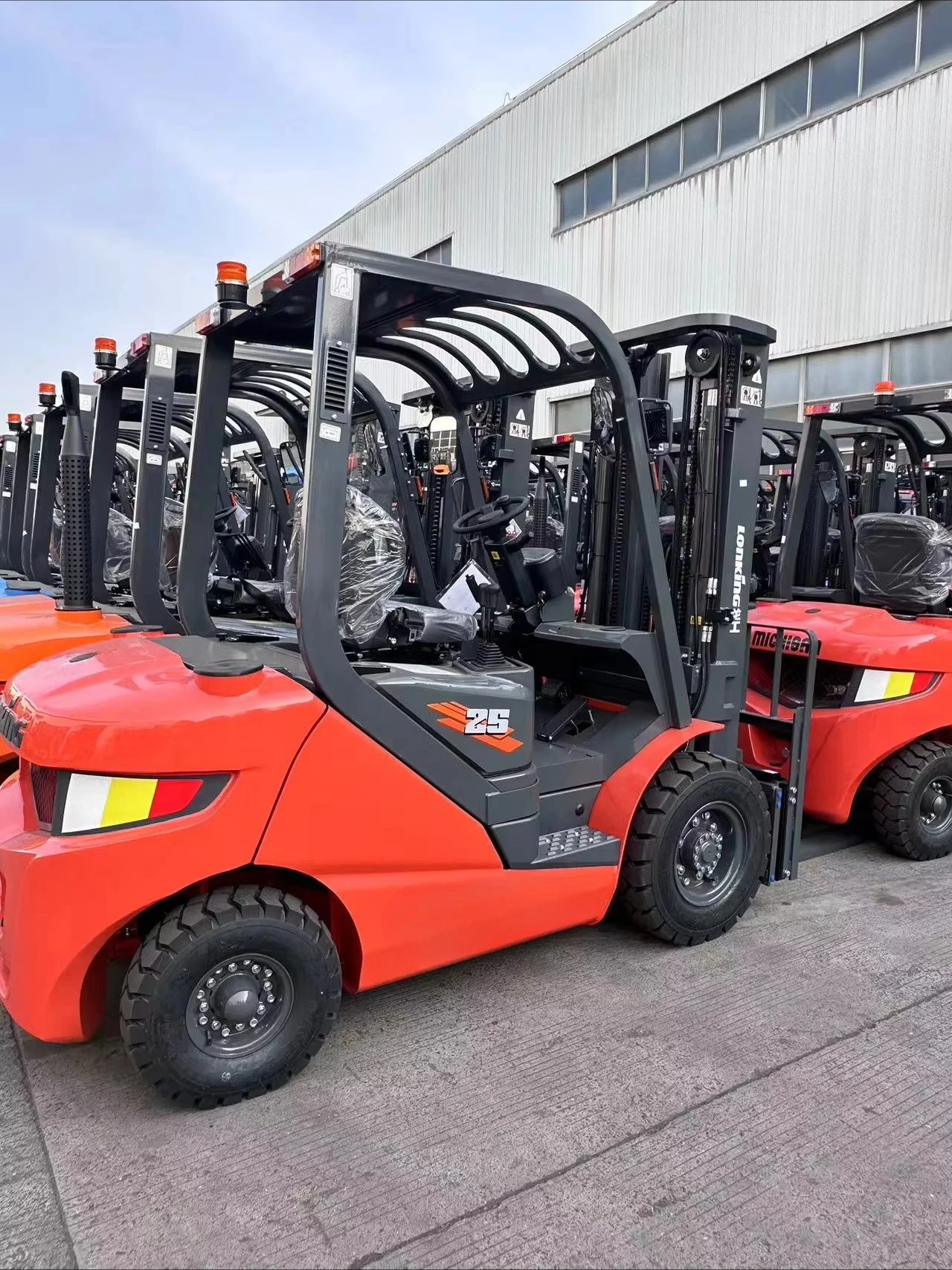 Lonking Factory CE Certification Diesel Forklift 2Ton 3Ton 3.5Ton Forklift in Stock