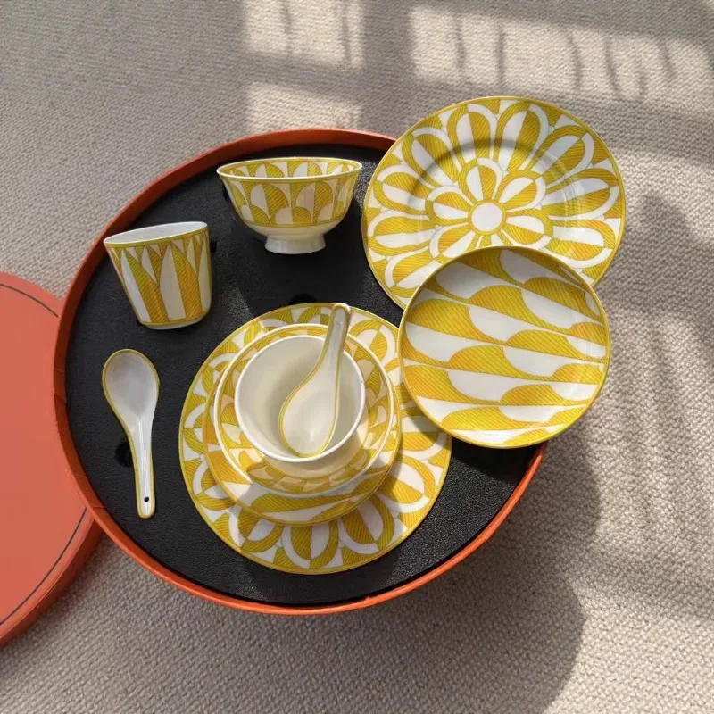 Set of household ceramic bowls and plates, high-end western food steak plates, light luxury gifts