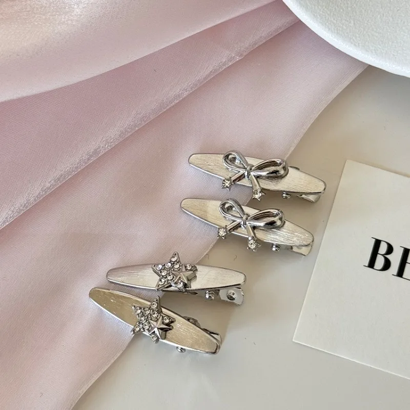 

2pcs/set Silver Oval Bow Duckbill Hair Clip Sweet Star Edge Clip for Front Hair Bangs Cute Alligator Hair Claw Fashion Headwear