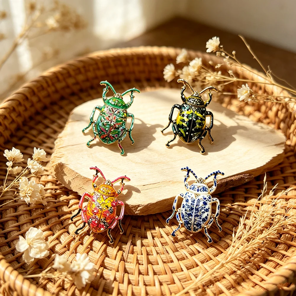 Broche Retrô Colorido de Besou - Vintage Fashion Bug avaliação e preço