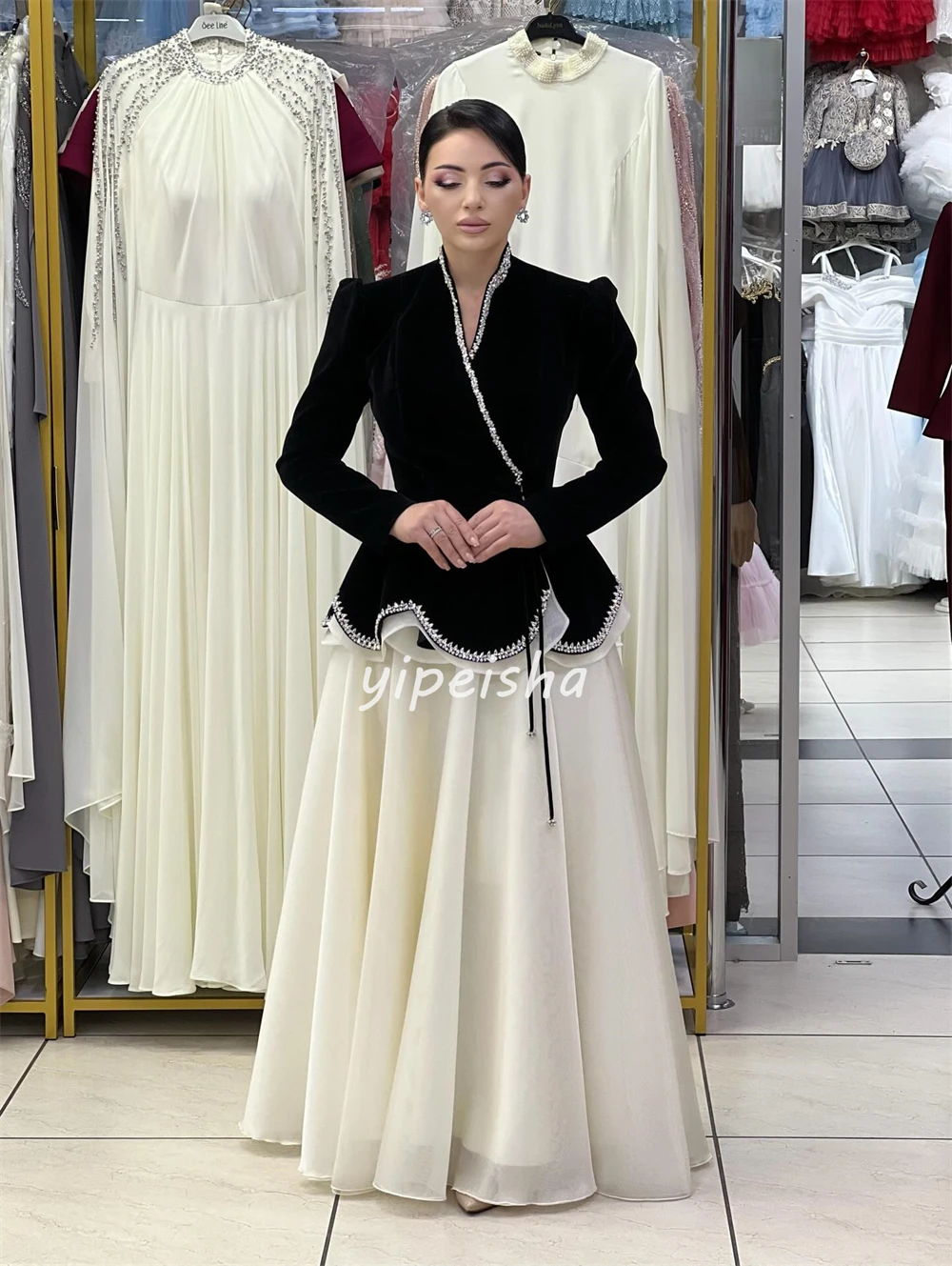 Customized High Quality Fashion Jersey Rhinestone Ruched A-line Evening Dresses Saudi Arabia V-neck Long Sleeves Prom Dresses image 2