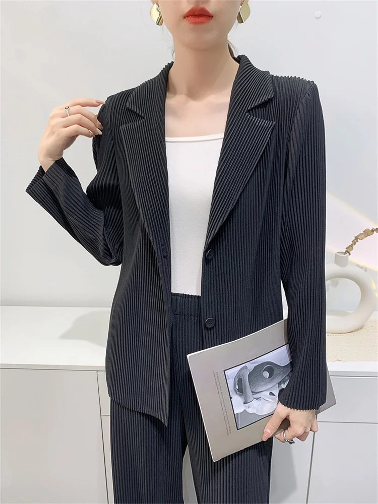 Miyake Large Toothpick Pleated Casual Suit Women 2023 Spring and Autumn Design Comfortable Thickened Pleated Long-sleeved Jacket