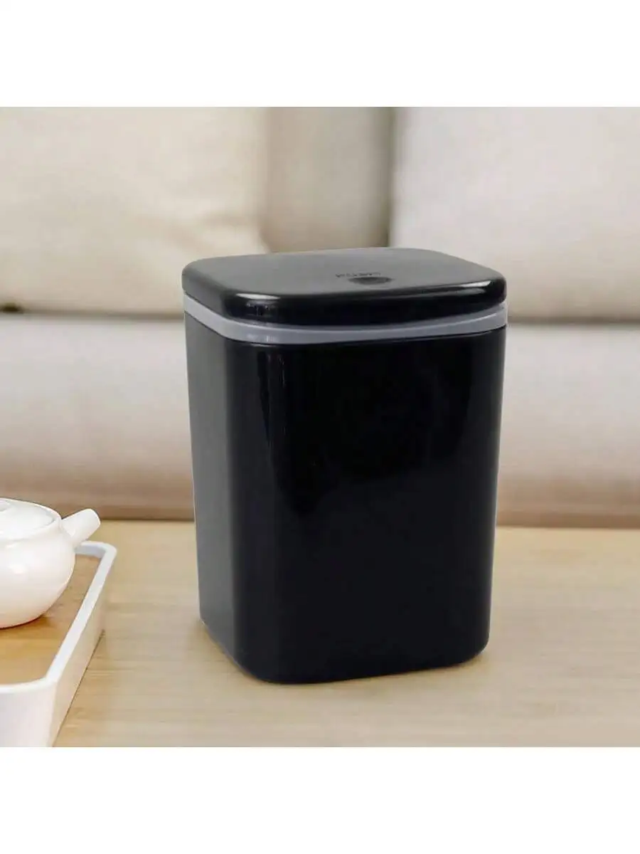 

0.5 Gallon Plastic Trash Can With Lid Compact Desktop Waste Bin