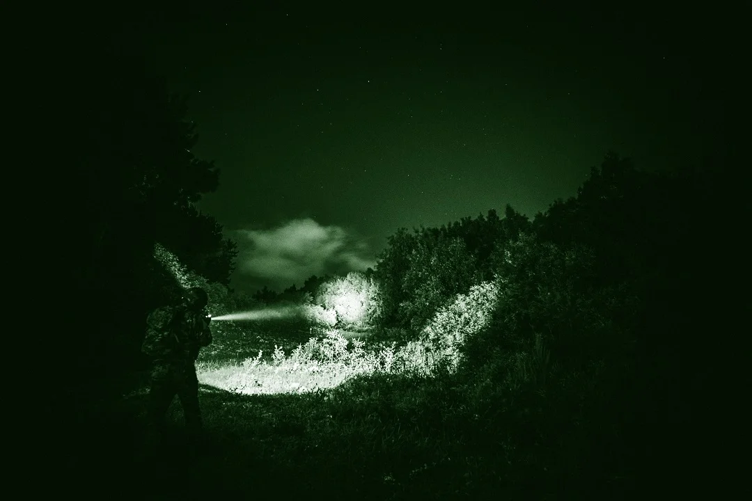 Luz montada em arma Weltool W35IR "Metal Lancer"