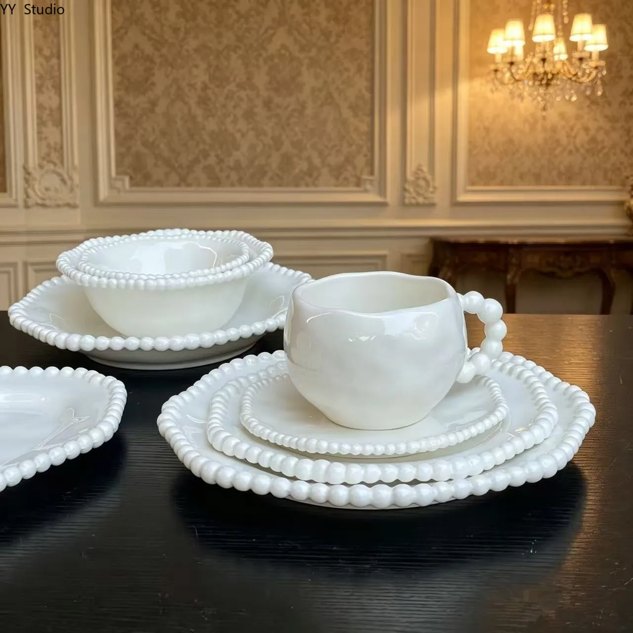 Französisches Retro-Keramik-Geschirrset Kreatives Perlen-Design Teller für Zuhause Nachmittagstee Kaffeetasse und Untertasse Set Küchengeschirr