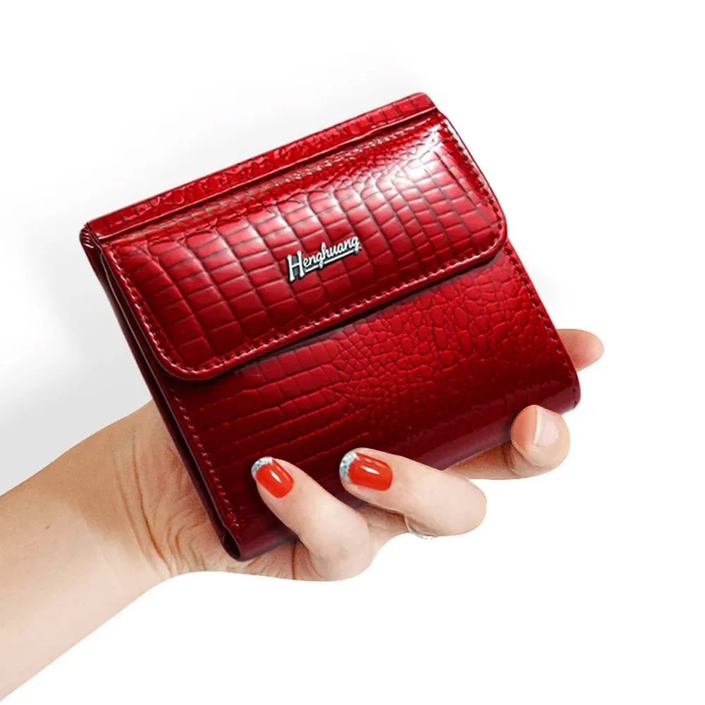 HH kobiety portfel ze skóry lakierowanej pani krótki Hasp Zipper monety karty uchwyt torebka Mini portfele kobiet luksusowe Alligator torebki sprzęgła