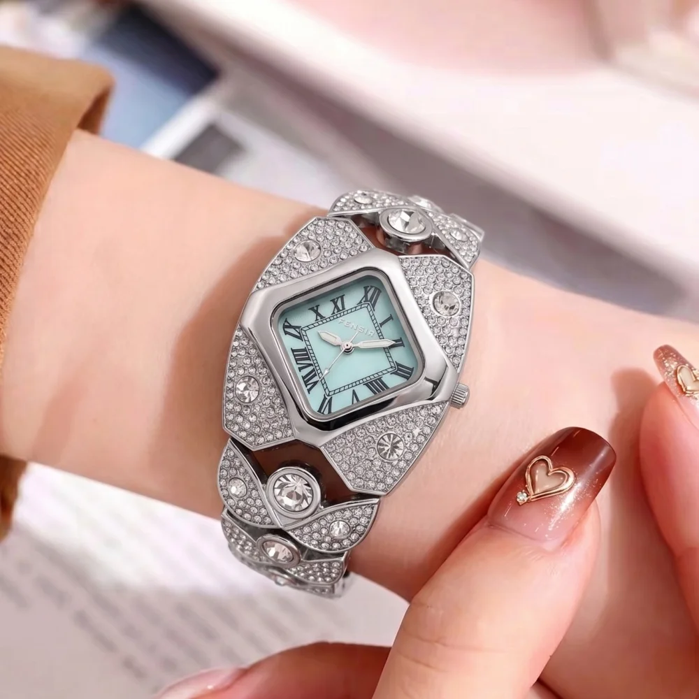 European and American Style Light Luxury Full Diamond Women's Fashion Watch, Roman Numeral Quartz Watch, Fully Diamond-Encrusted Strap, Waterproof and Versatile, Popular Gift-Giving Item, Women's Watch