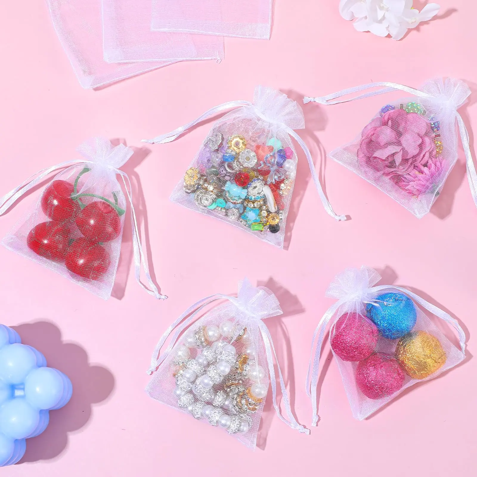 100 szt. Torebek z organzy na prezenty świąteczne, woreczki ze sznurkiem do pakowania biżuterii, na cukierki, woreczki na biżuterię, woreczki na prezenty ślubne, woreczki z organzy