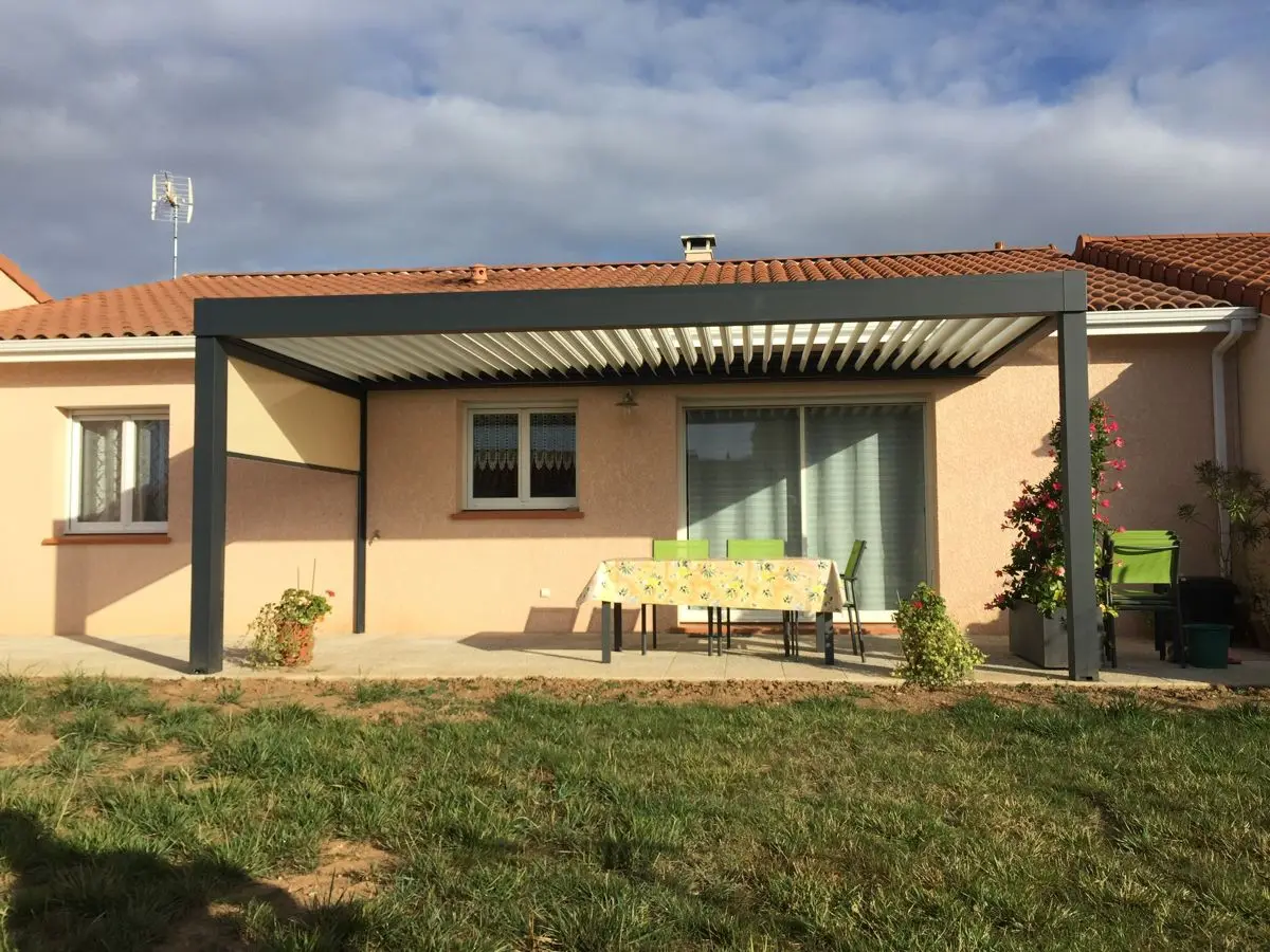 Outdoor Pergolas With Motorized Blades Roof Louver Pergola Waterproof Aluminum Gazebo Eco-Friendly Aluminum Pergola for Garden