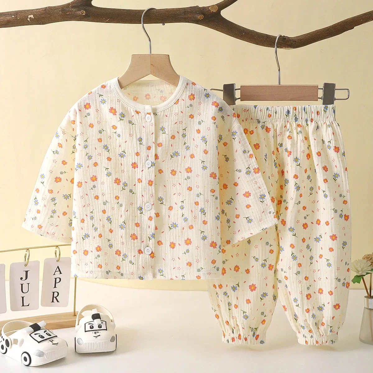 Kids Summer Thin Pajamas Sets New 2024 Boys Girls Cartoon Three-quarter Sleeve Cotton Yarn Shirt Tops with Pants Baby Sleepwear