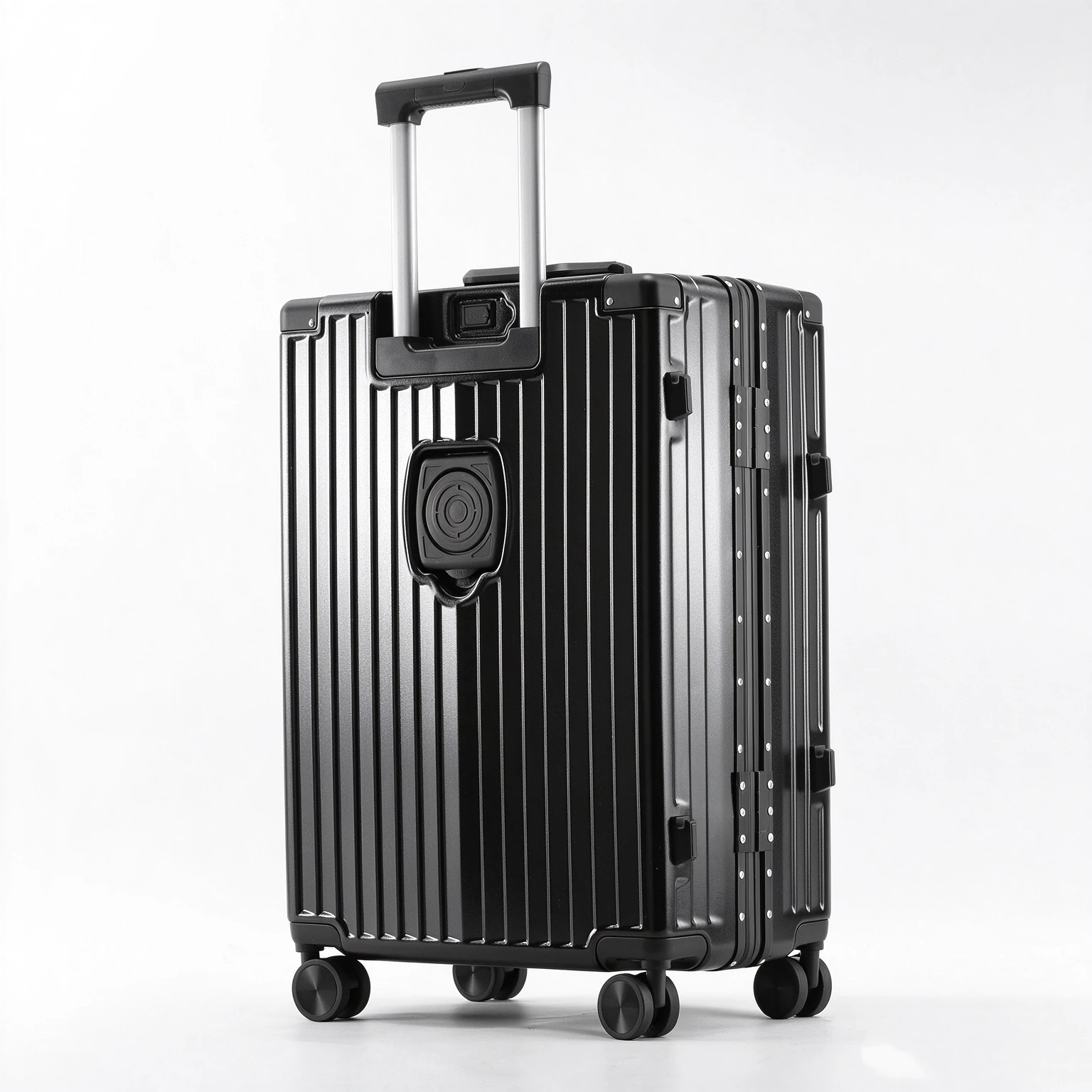 حقيبة سفر بإطار من الألومنيوم - مراجعة Aluminum Frame Carry On Luggage وسعره