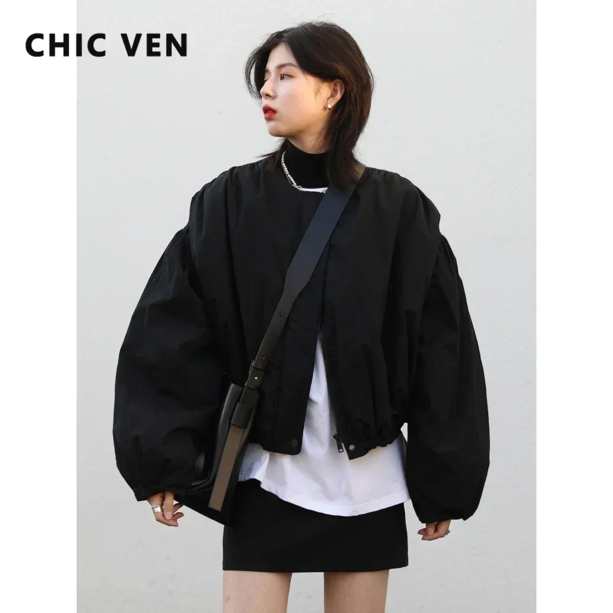 CHIC VEN Korean Women's Padded Jacket Thick Warm Loose Pleated O Neck Quilted Coat Solid Female Overcoat Winter Clothing 2022