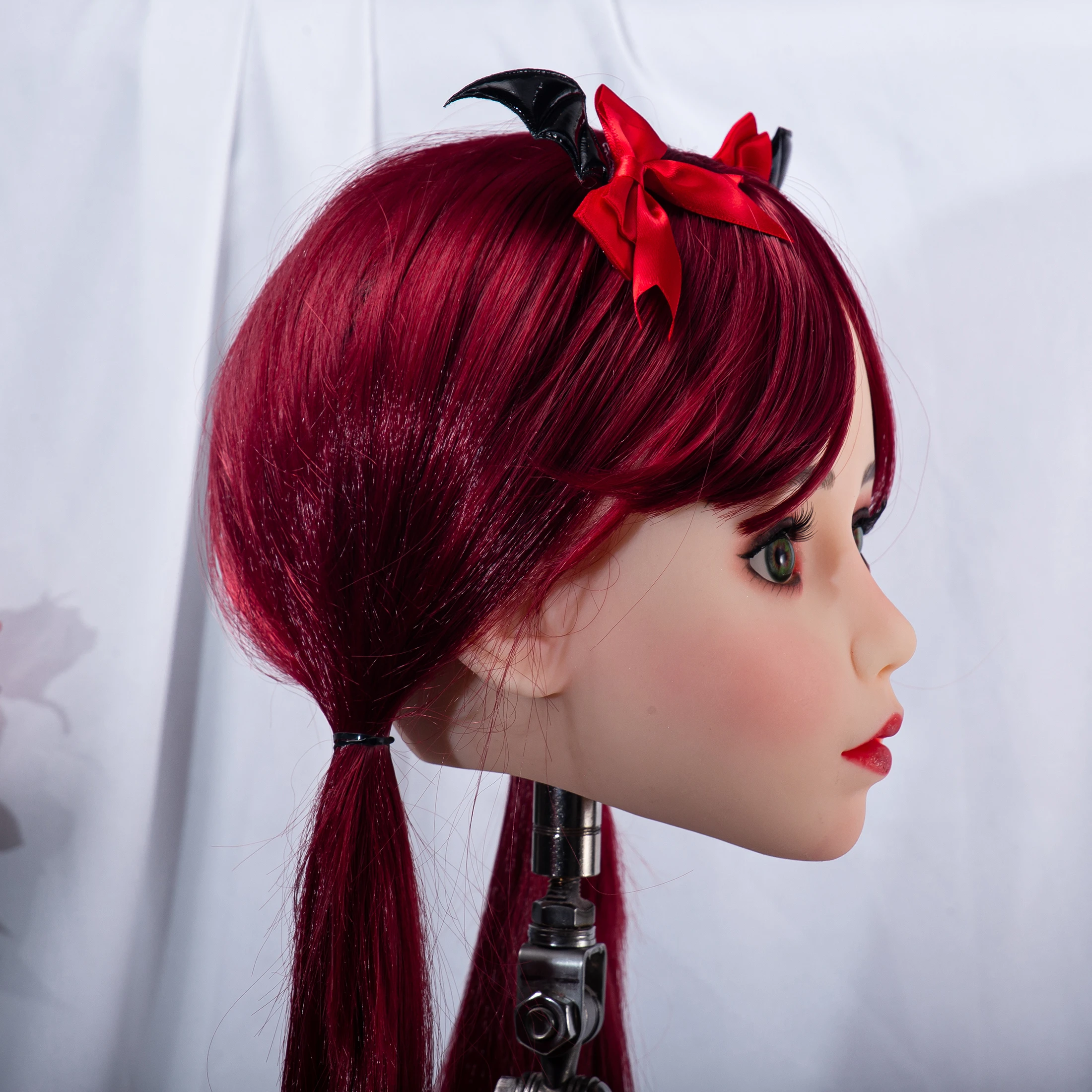 نموذج رأس بشري للبالغين M16 للجنسين مع واجهة لولبية وشعر مستعار مطابق للتلميذ