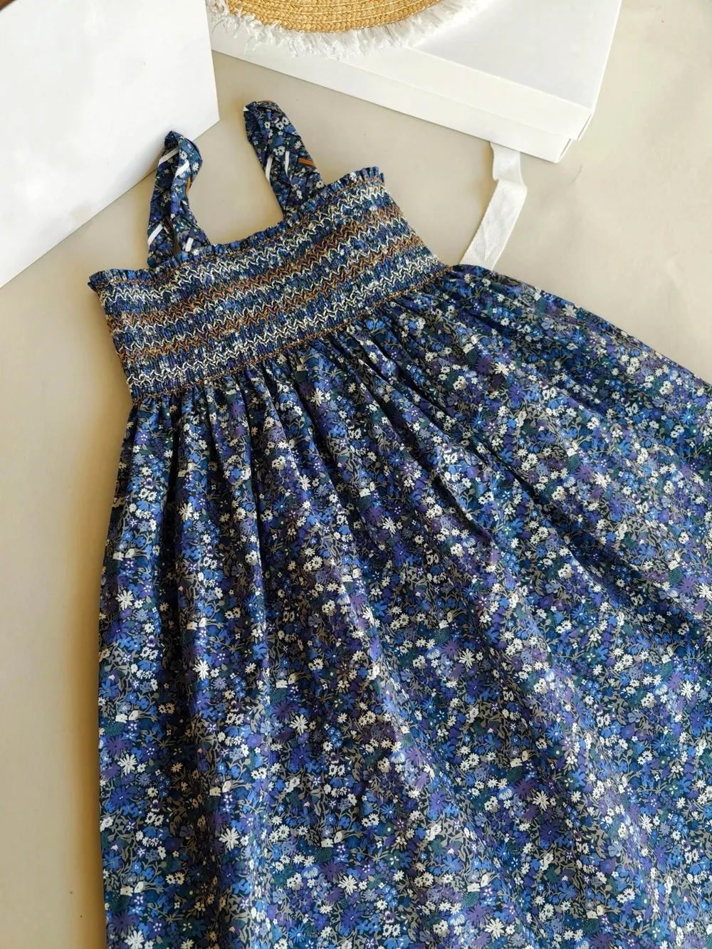 Summer dress kids girl clothes French style hand embroidered sleeveless dress Vacation style retro printed camisole dress