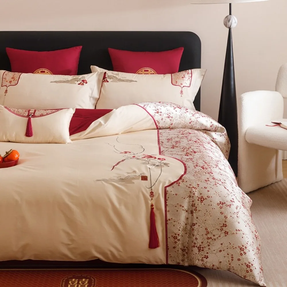 Long-staple Cotton Color-woven Jacquard Wedding Four-piece Set Bed Sheet Embroidered Quilt Cover Pillowcase Bedding Set