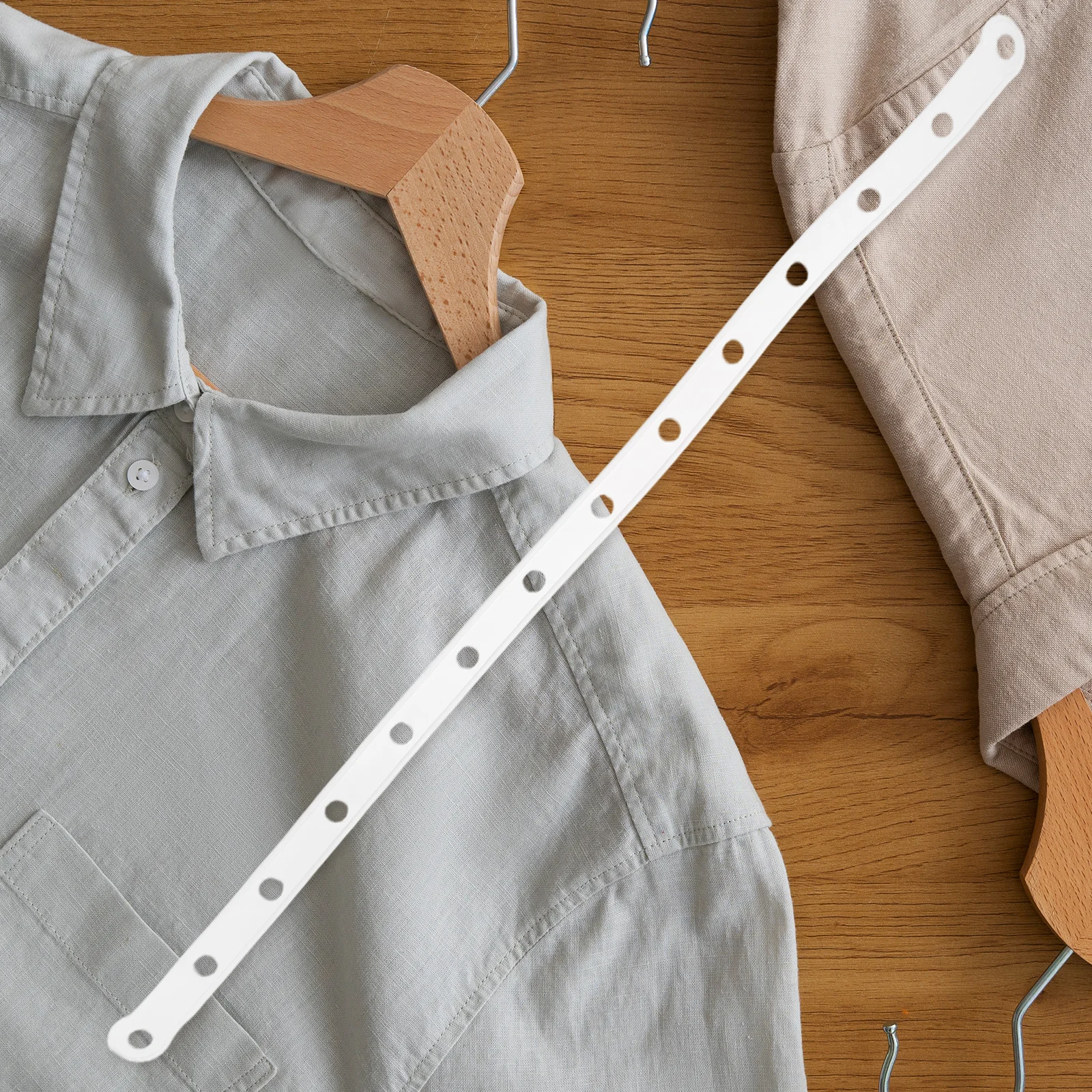 

10pcs Hanger Connection Strips Stable Heavy Duty Plastic Closet Organizers Garment Display Strips Clothes Hangers White