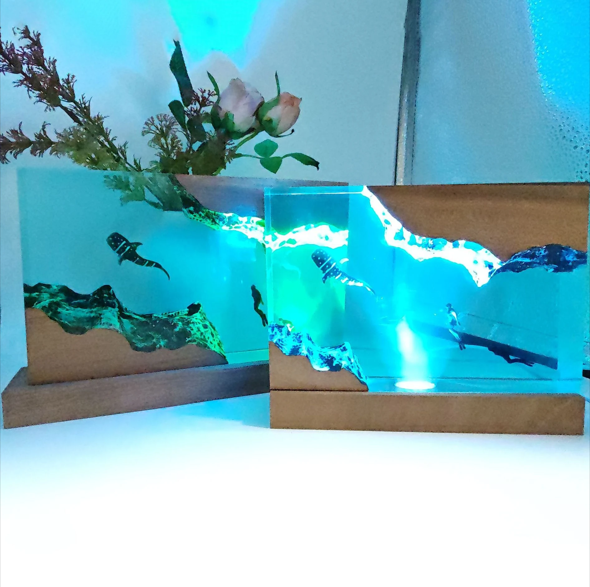 ZZ 2026 Whale Shark And Diver Epoxy Resin Lamp Adventure Scene Night Light Personalized Home Decoration Christmas Gift