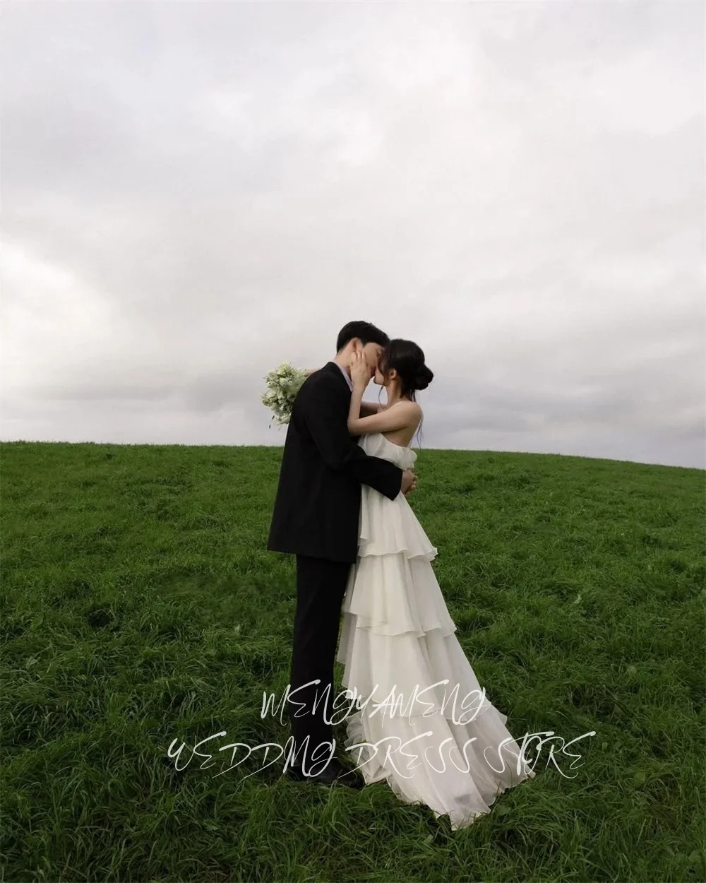 ZHUISHU 심플 홀터 A라인 웨딩드레스 한국 포토 촬영용 오간자 민소매 코르셋 브라이덜 가운 롱 티어드 맞춤형