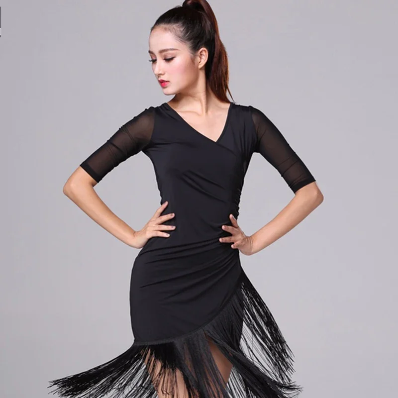 2024 neue Damen Latin Dance Dress Frauen schwarze Bühnen kostüme Quaste Salsa V-Ausschnitt Rumba/Samba Salsa führen Fitness Dance wear