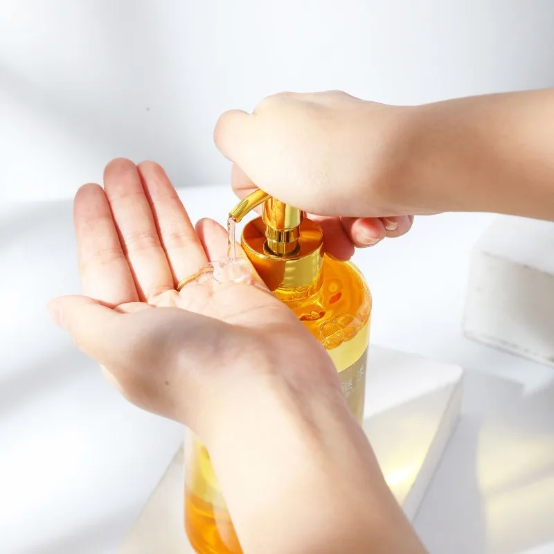 Foaming Hand Soap Pump Deep Cleansing, Tuberose Scented Hand Wash for Bathroom Kitchen, Gentle Moisturizing Hand Cleaner