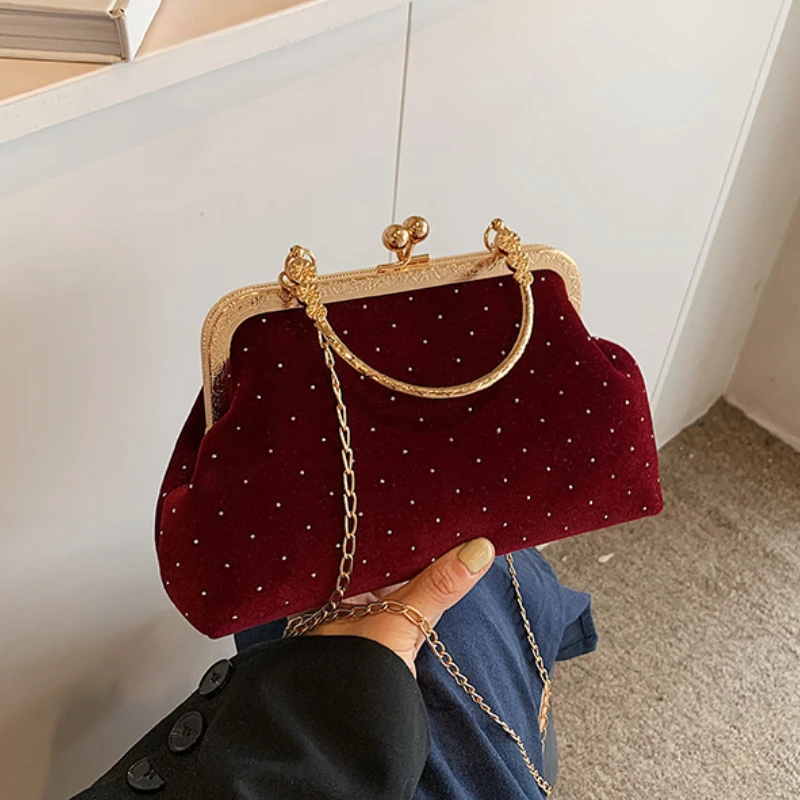 Luxury Design Women's Evening Clutch Purse Dinner Party Ladies Small Clip Shoulder Bag Handbags Retro Female Chain Crossbody Bag