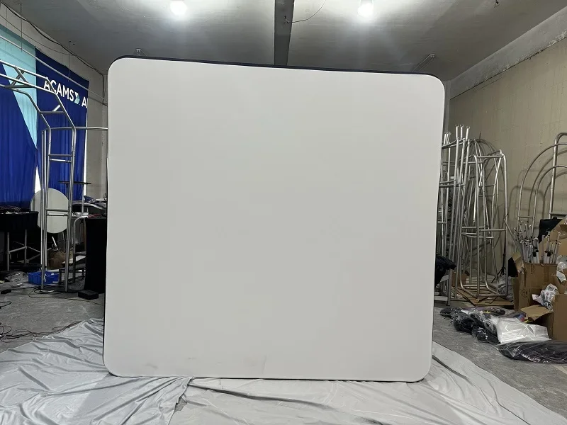 كيس وسادة مستقيم بطباعة مخصصة مجانية ثلاثية الأبعاد بإطار 9x7.5x2ft وغطاء جانبي أبيض وأسود لكشك الصور